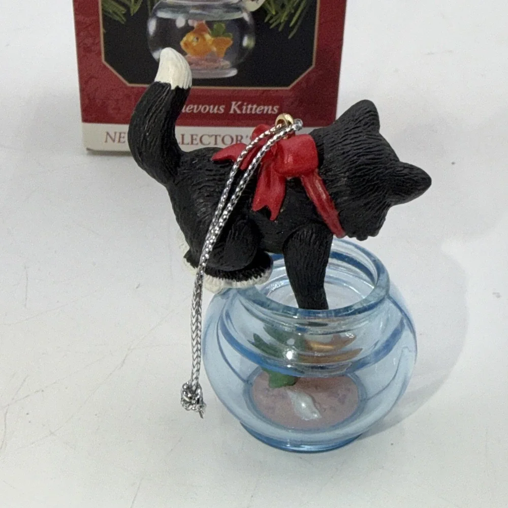 Hallmark Keepsake Ornament 